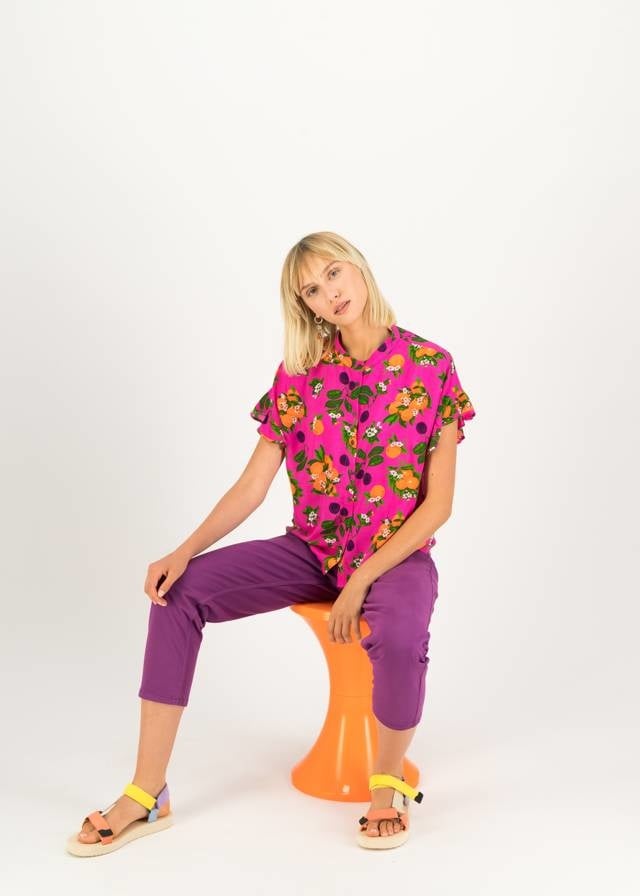 Cubistic Romance Shortsleeve Blouse - Blutsgeschwister