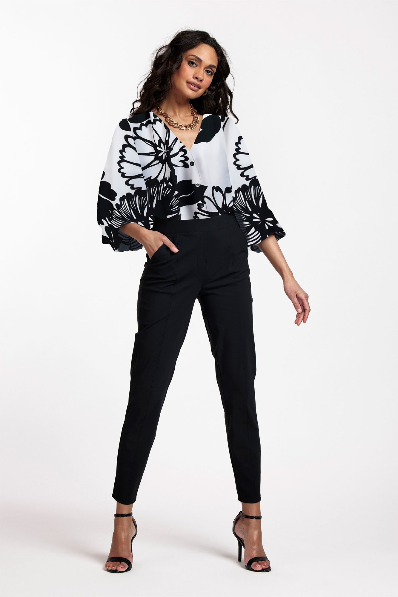 Cher Flower Crepe Blouse - Studio Anneloes