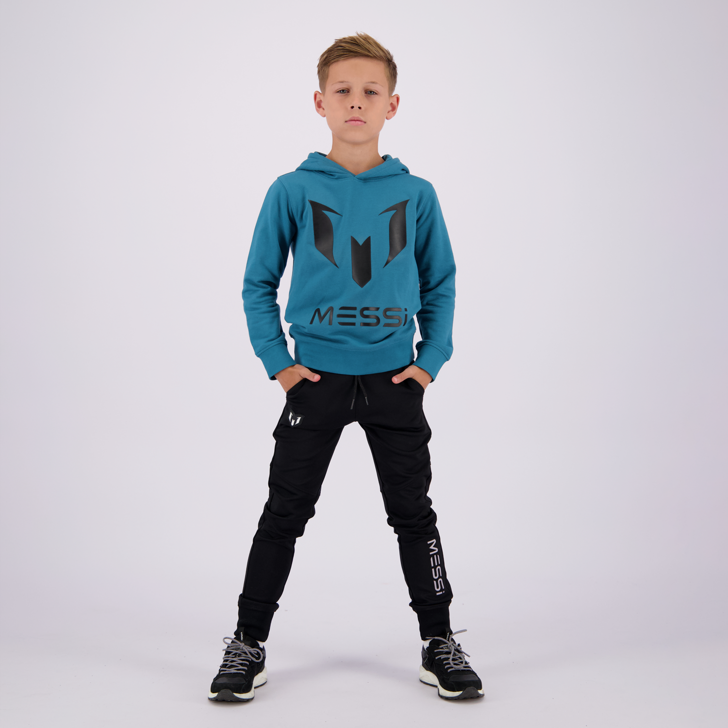 Nueno Hoodie - Vingino - Alternatieve afbeelding