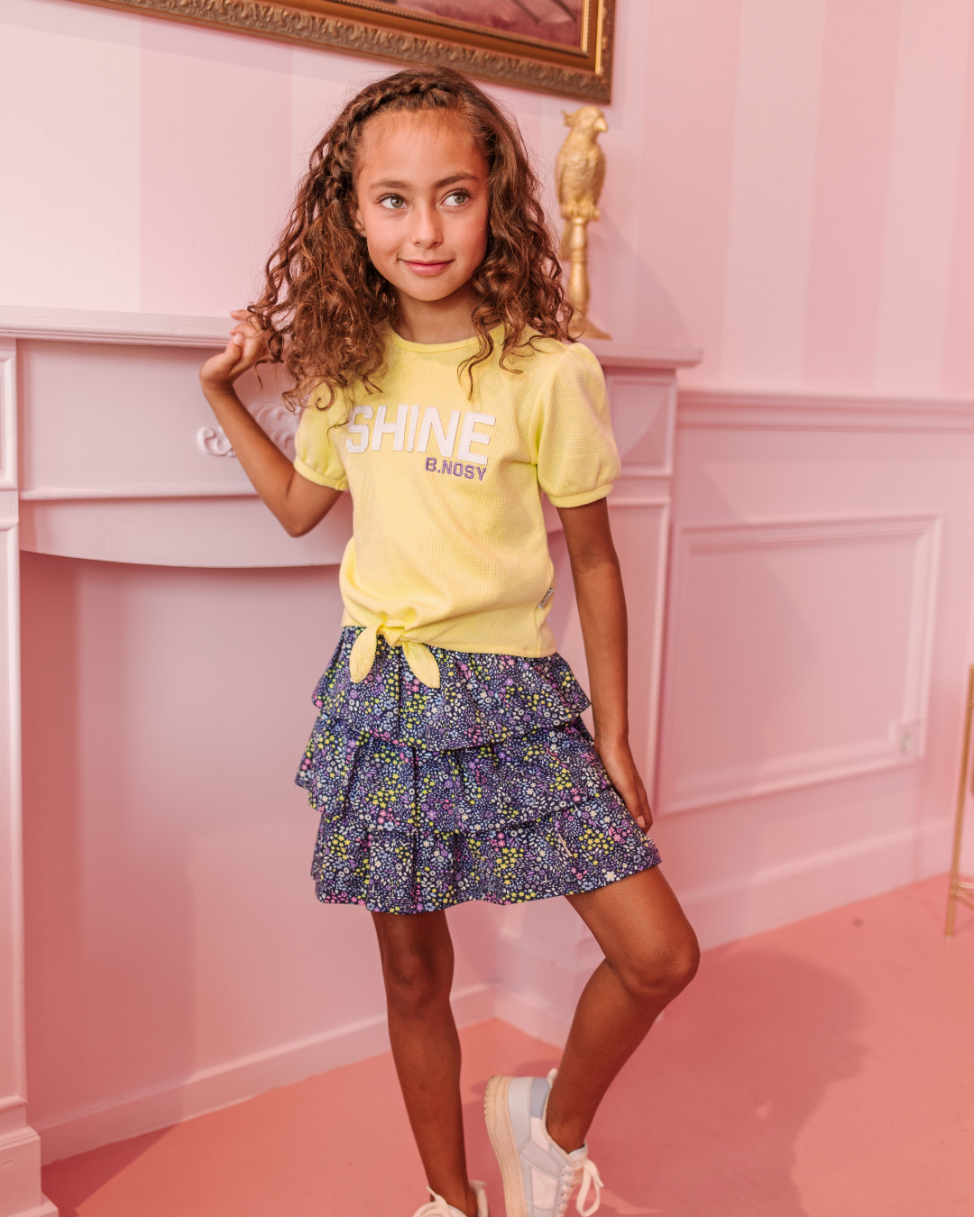 Girls top w/ puff sleeve and knot at hem - B.Nosy - Alternatieve afbeelding